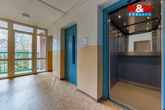 Prodej bytu 2+1, Teplice, Alejní, 46 m2