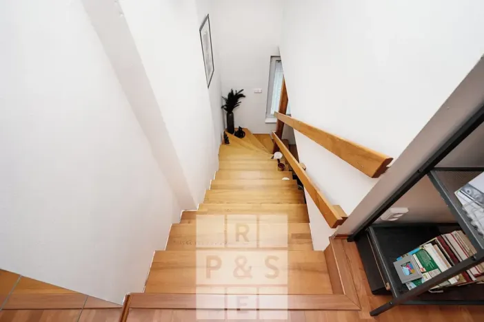 Prodej bytu 2+kk, Praha - Radlice, Na Farkáně III, 60 m2