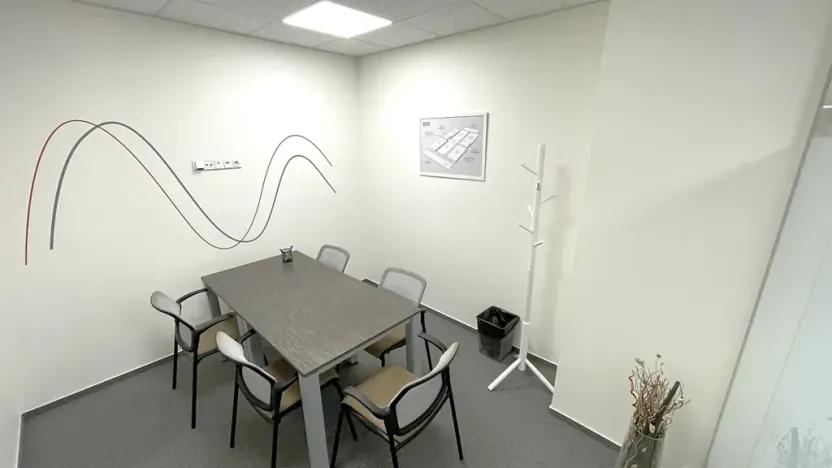 Pronájem kanceláře, Praha - Holešovice, Dělnická, 1252 m2