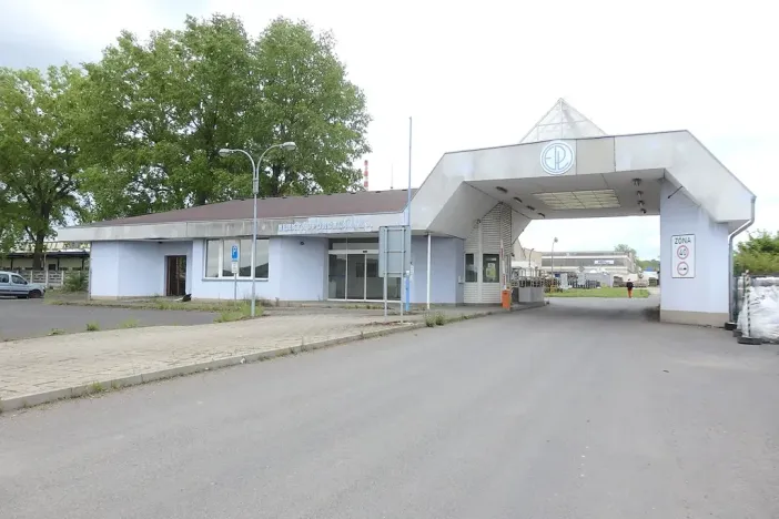 Pronájem skladu, Louny, Postoloprtská, 20000 m2