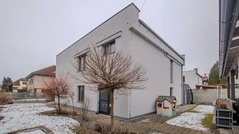 Pronájem bytu 2+kk, Pátek, 80 m2
