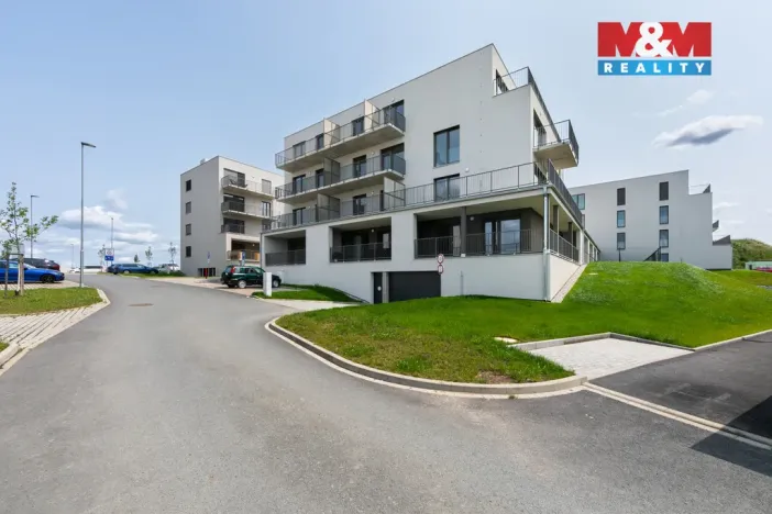 Pronájem bytu 2+kk, Plzeň, Safírová, 45 m2