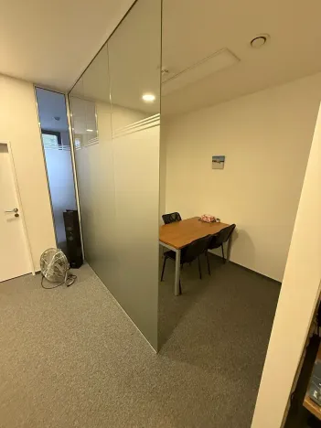 Pronájem kanceláře, Praha - Vysočany, Sokolovská, 135 m2