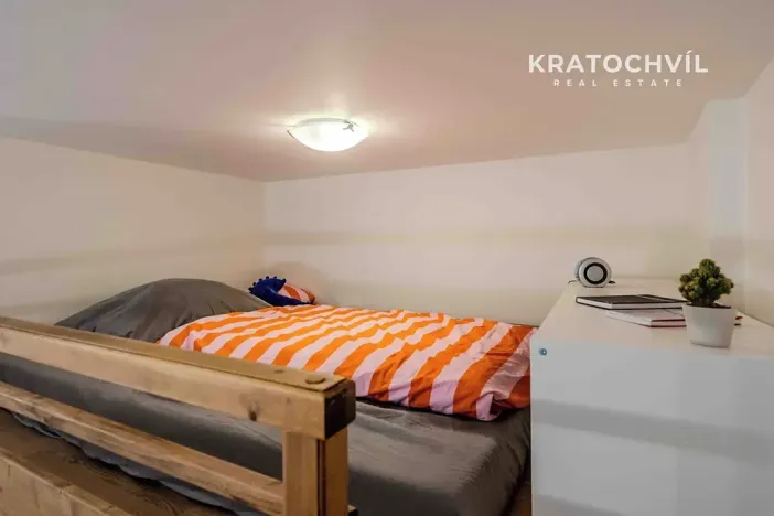 Prodej bytu 1+kk, Praha - Bubeneč, Korunovační, 32 m2