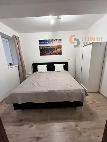 Pronájem bytu 2+kk, Mikulov, Koněvova, 46 m2