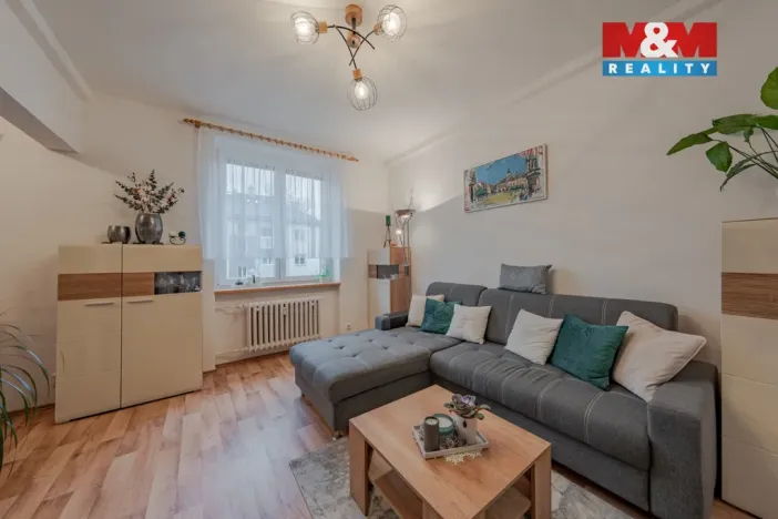 Prodej bytu 2+1, Valašské Meziříčí - Krásno nad Bečvou, Čajkovského, 58 m2