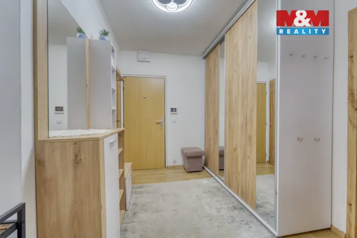 Prodej bytu 2+1, Plzeň - Jižní Předměstí, Skupova, 62 m2