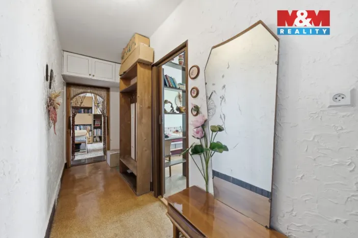 Prodej bytu 3+1, Broumov - Olivětín, Dukelská, 53 m2