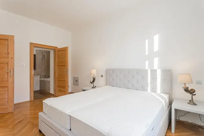 Pronájem bytu 4+kk, Praha - Vinohrady, Hradešínská, 120 m2