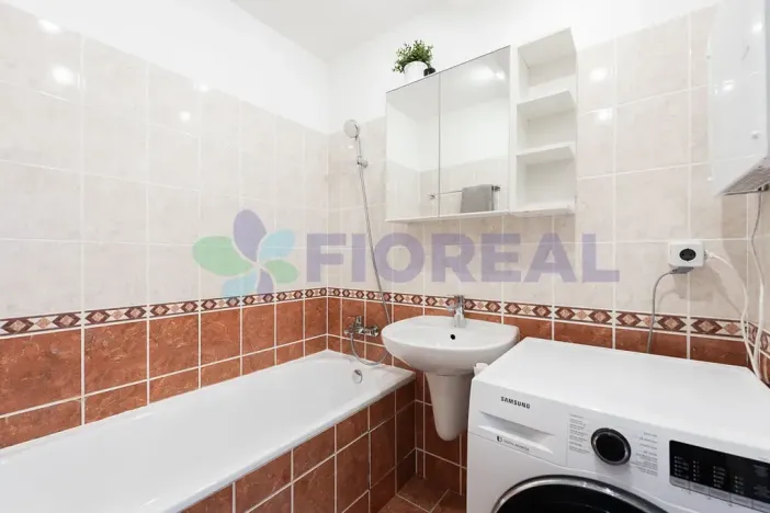 Prodej bytu 2+kk, Praha - Troja, Olštýnská, 37 m2