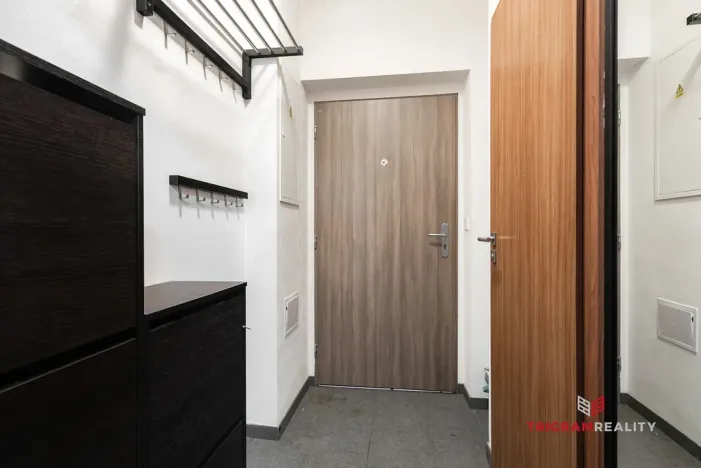 Pronájem bytu 1+kk, Hradec Králové - Nový Hradec Králové, Slunečná, 29 m2