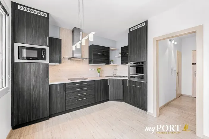 Pronájem bytu 2+kk, Plzeň, Žlutická, 39 m2