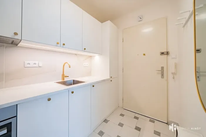 Pronájem bytu 1+kk, Praha - Vinohrady, Hradecká, 26 m2