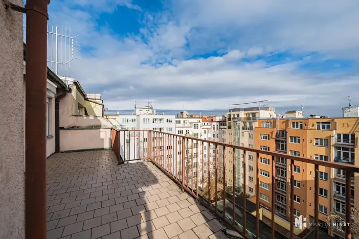 Pronájem bytu 1+kk, Praha - Vinohrady, Hradecká, 26 m2