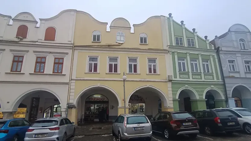 Pronájem bytu 3+1, Domažlice, náměstí Míru, 78 m2