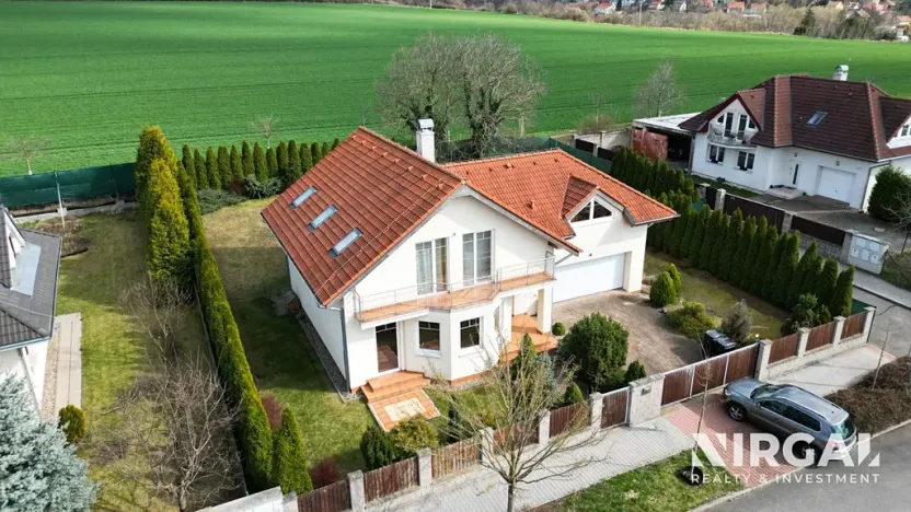 Prodej rodinného domu, Zdiby, U Louže, 224 m2