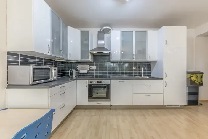 Prodej bytu 3+kk, Praha - Hostavice, U Hostavického potoka, 70 m2