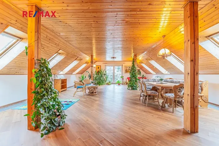 Prodej rodinného domu, Žilina, Zahradní, 774 m2