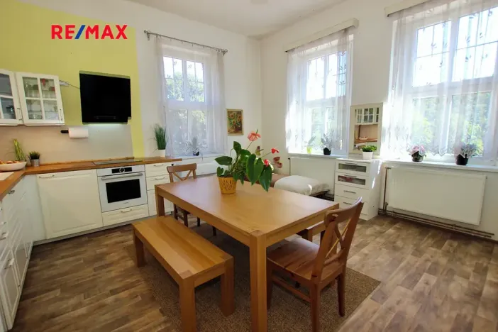 Prodej vily, Libčice nad Vltavou, Letecké náměstí, 236 m2