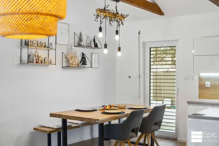 Prodej rodinného domu, Tišice, Na ladech, 135 m2