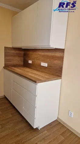 Pronájem bytu 2+kk, Benešov, Vnoučkova, 43 m2