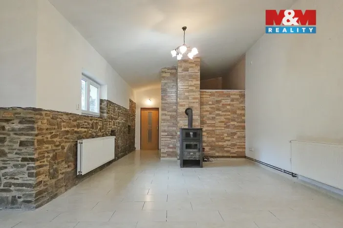 Prodej bytu 2+kk, Červené Pečky, Dobešovice, 66 m2