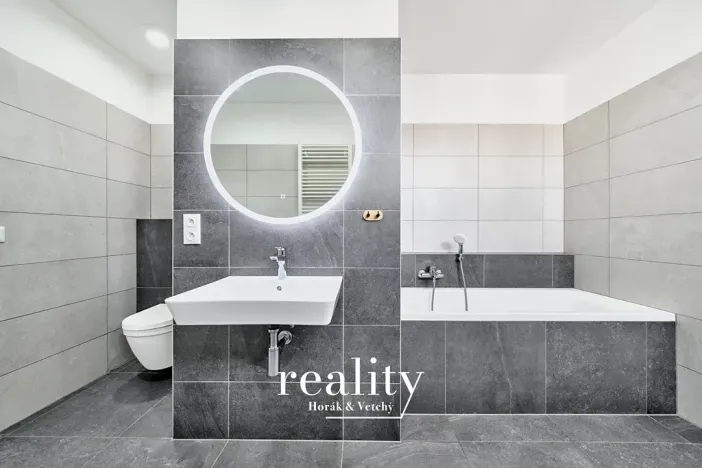 Pronájem bytu 4+kk, Znojmo, Hrušňová, 103 m2