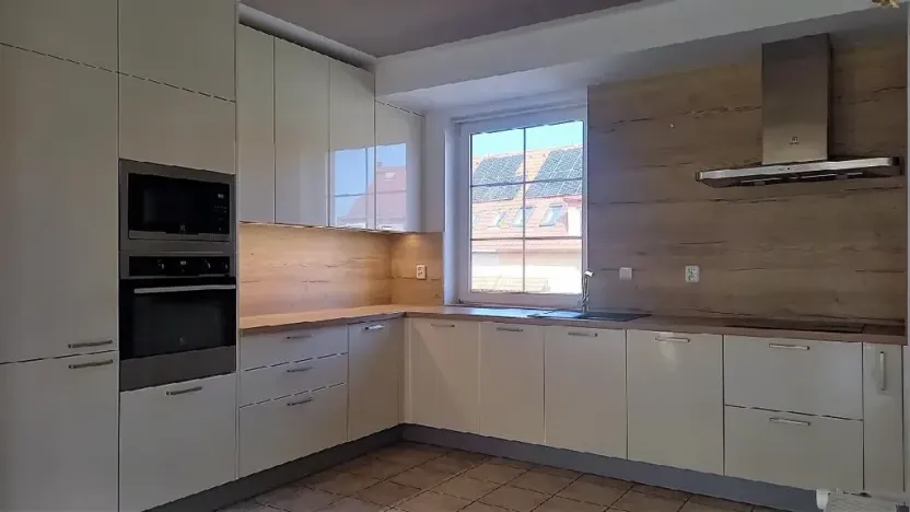 Pronájem rodinného domu, Velké Přílepy, Smetanova, 236 m2