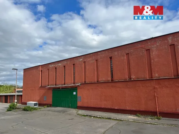 Pronájem garáže, Kladno, Bellevue, 17 m2