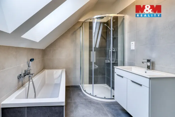 Prodej rodinného domu, Drhovy, 140 m2