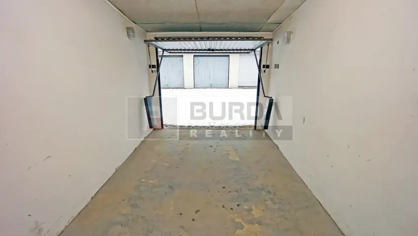 Prodej garáže, Neratovice, 18 m2