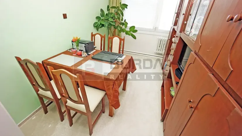 Prodej bytu 3+1, Neratovice, Na Skalkách, 81 m2