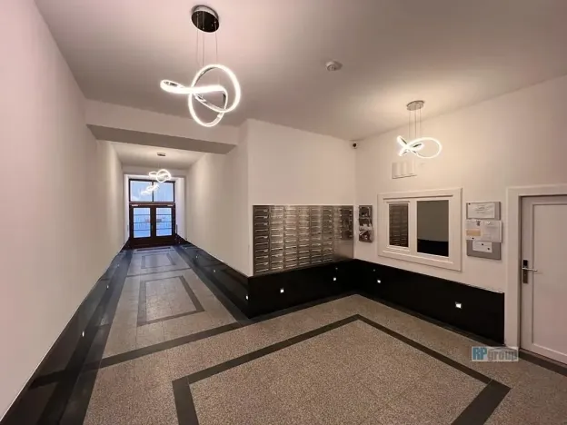 Pronájem bytu 2+kk, Praha - Nové Město, Vyšehradská, 43 m2