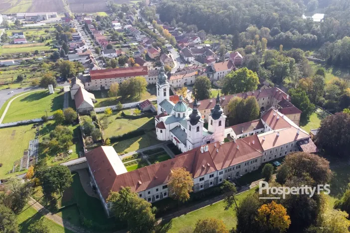 Prodej rodinného domu, Doksany, 192 m2
