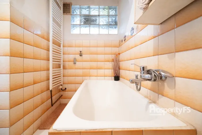 Prodej rodinného domu, Doksany, 192 m2