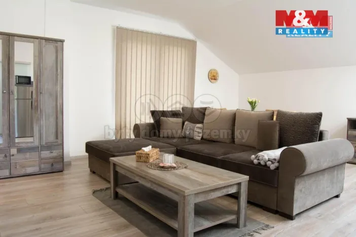 Pronájem bytu 2+kk, Vřesina, Pod lípou, 60 m2