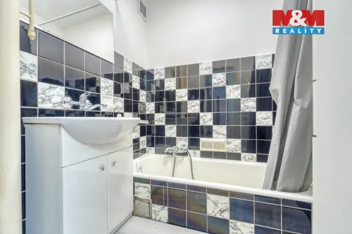 Prodej bytu 3+1, Plzeň, Na Kovárně, 70 m2