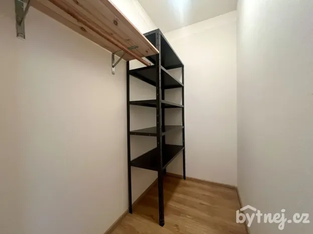 Pronájem bytu 1+kk, Olomouc - Slavonín, Topolová, 29 m2