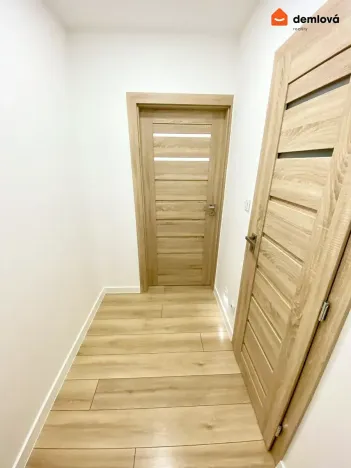 Pronájem bytu 1+kk, Ostrava, Gen. Janouška, 31 m2