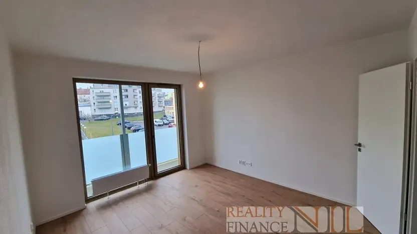 Pronájem bytu 2+kk, Plzeň, Zahradní, 52 m2