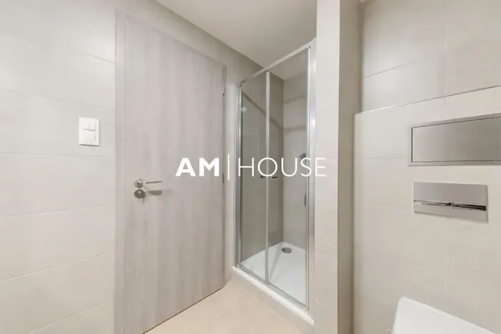 Pronájem bytu 1+kk, Praha - Vysočany, Strnadových, 33 m2