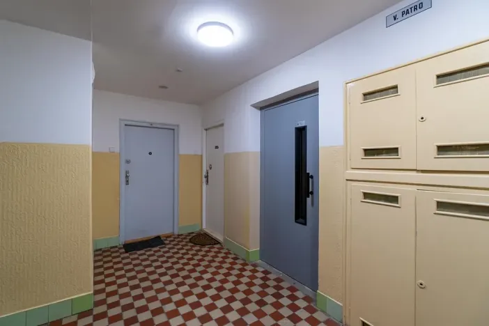 Pronájem bytu 2+kk, Praha - Vršovice, 28. pluku, 63 m2