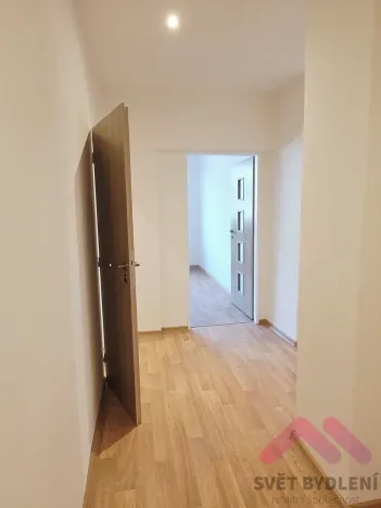 Pronájem bytu 2+1, Praha - Žižkov, Ambrožova, 83 m2