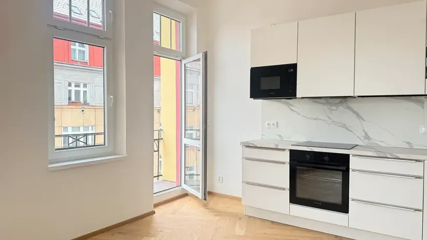 Pronájem bytu 2+kk, Praha - Vršovice, Žitomírská, 60 m2