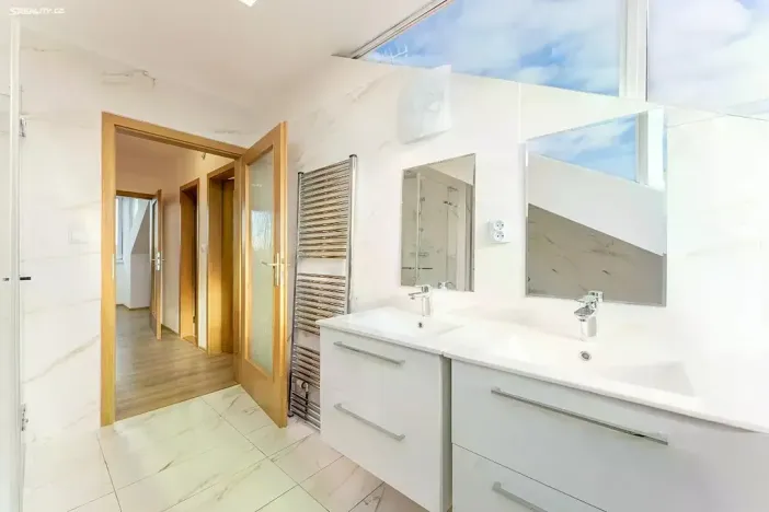 Prodej bytu 4+kk, Roztoky, Lidická, 129 m2