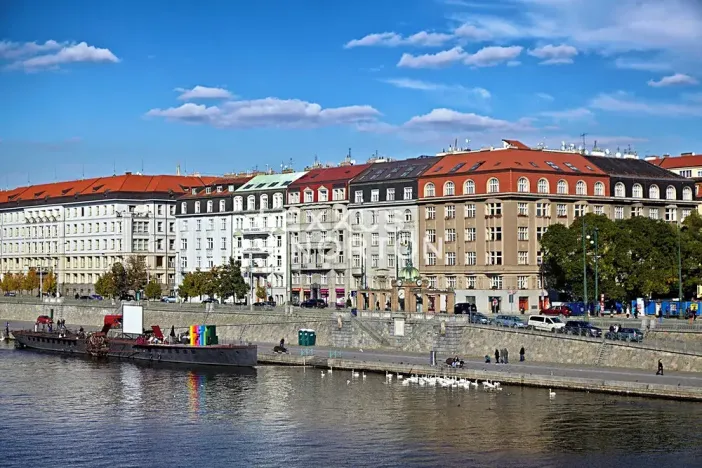 Pronájem bytu 3+1, Praha - Nové Město, Rašínovo nábřeží, 105 m2