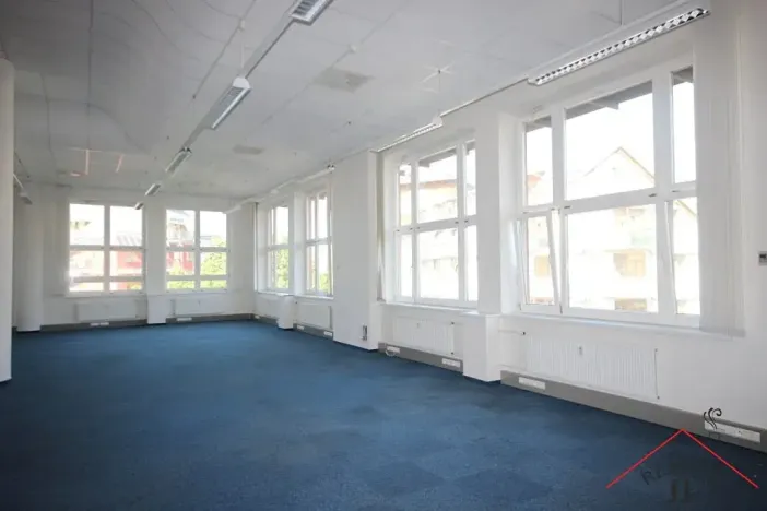Pronájem kanceláře, Praha - Veleslavín, Na okraji, 650 m2