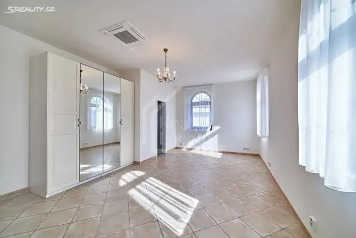 Pronájem vily, Praha - Nebušice, Nebušická, 255 m2