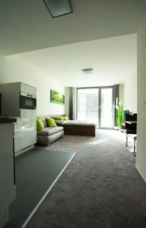 Pronájem bytu 1+kk, Praha - Košíře, Hlaváčkova, 32 m2