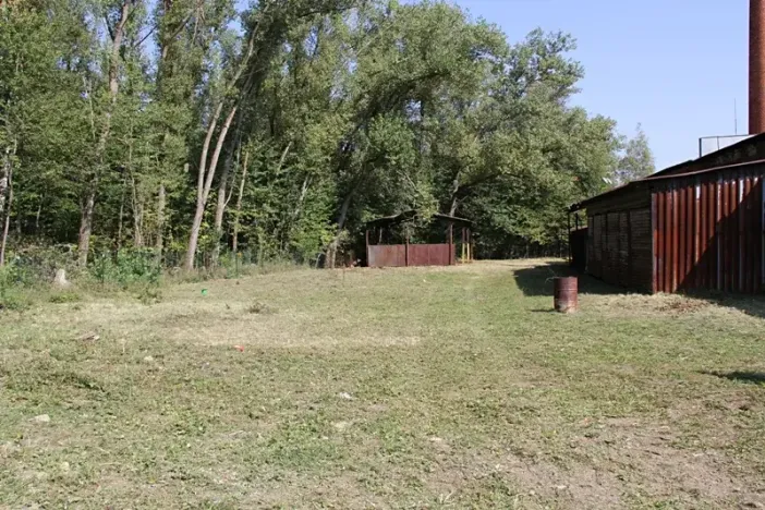 Pronájem komerčního pozemku, Karlovy Vary, Jáchymovská, 1755 m2